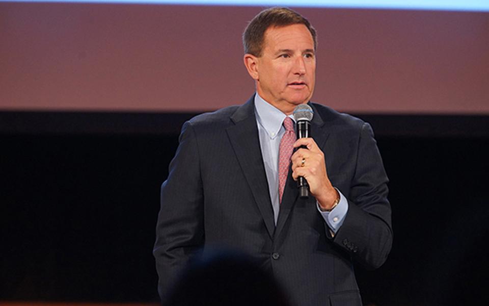 Oracle CEO Mark Hurd speaking