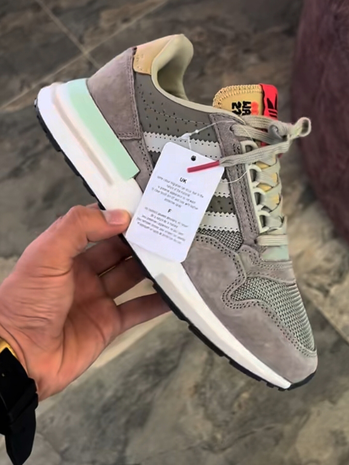 AdidasZX 500
