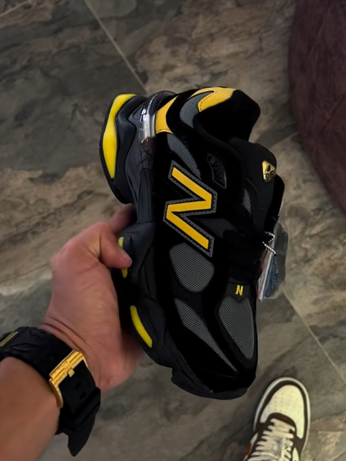 New Balance 9060