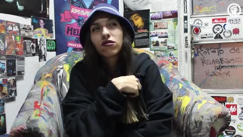 Nastie пада, за да стане... - 50 STOTINKI