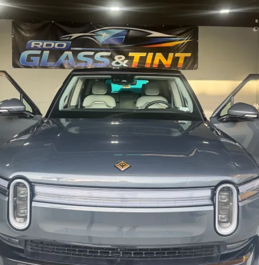 testimonial-circle-tint