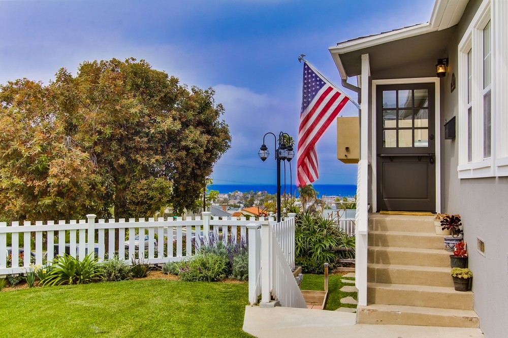 4568 Newport Avenue Rancho Photos