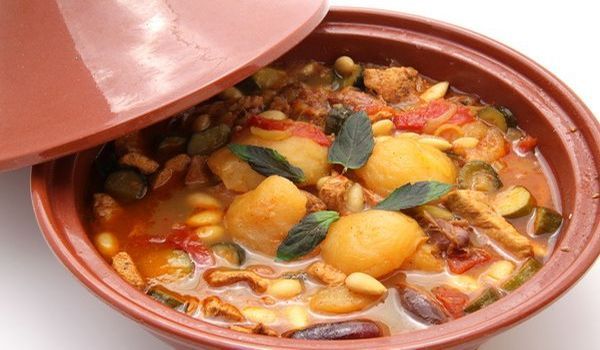 https://s3.amazonaws.com/rapgenius/1362571813_tajine-de-legumes.jpg