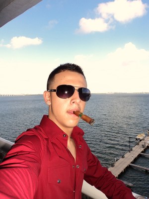 Genius profile picture for @Luis23