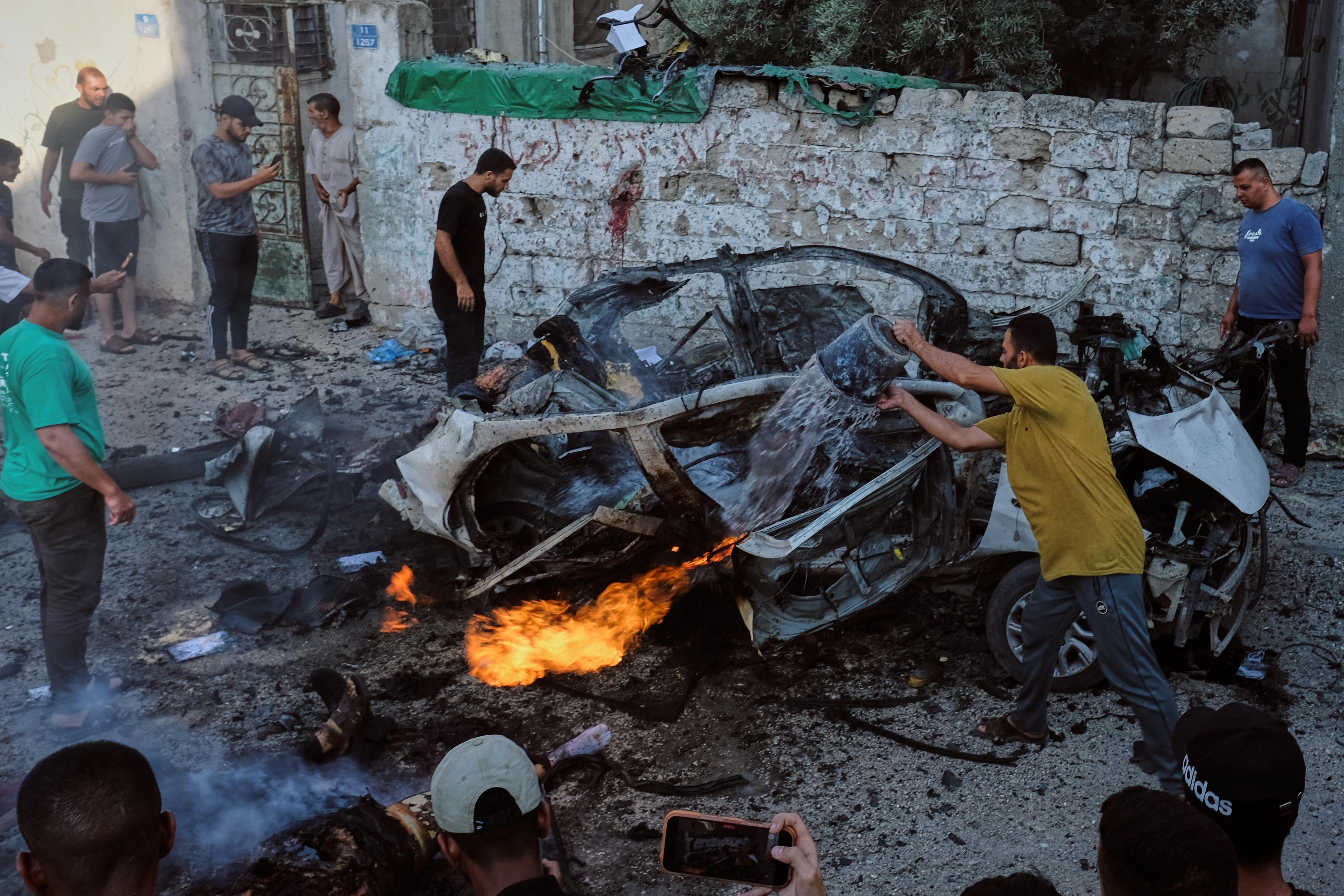 AP News: Trump claims Iran talks will start Monday, and other developments in the Middle East