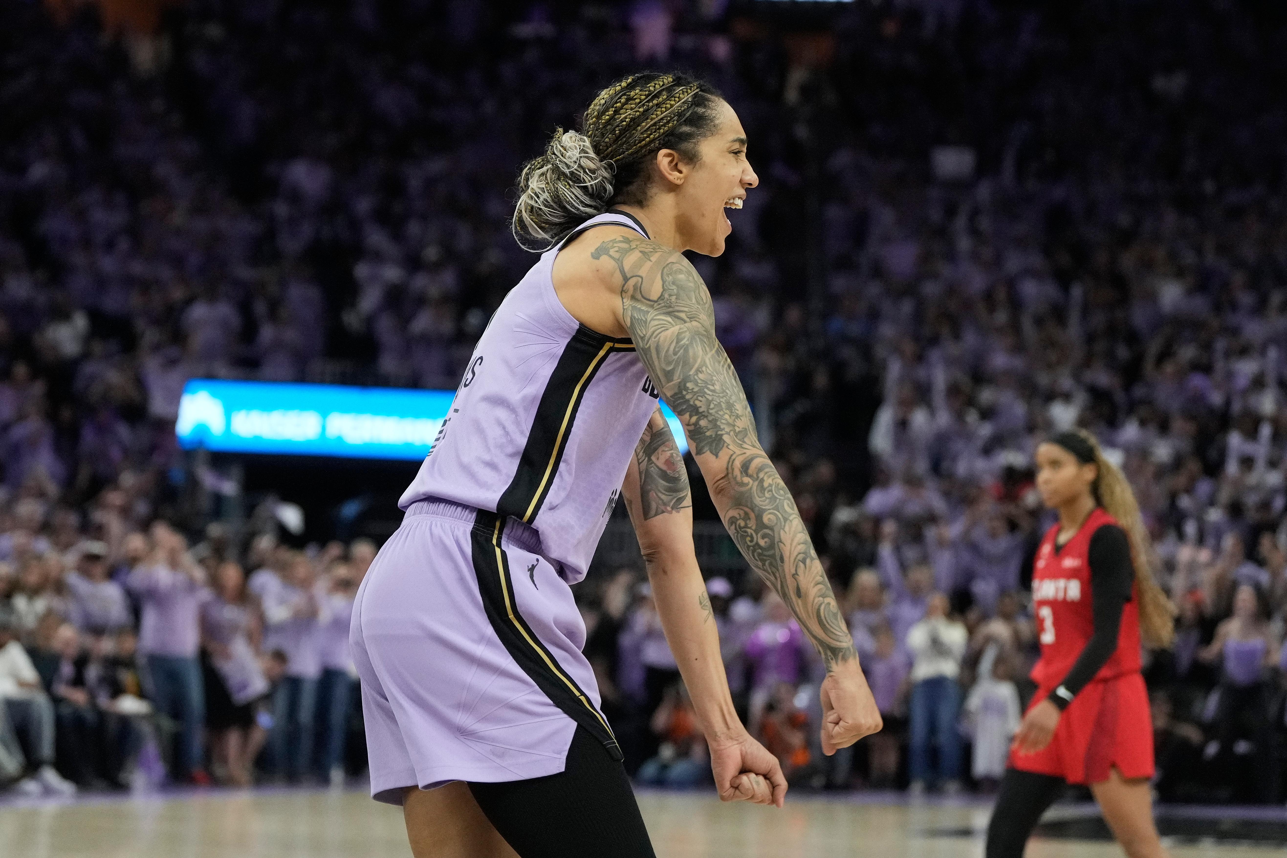 Valkyries star Gabby Williams counts possessions, keeps track of everything to lead late in games