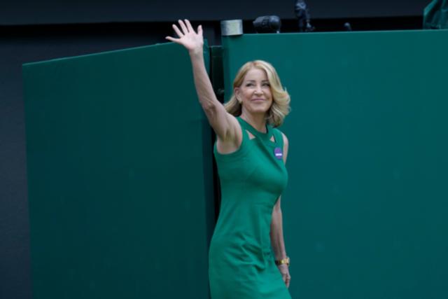 Tennis Hall of Famer Chris Evert says she will miss Wimbledon after recurrence of ovarian cancer