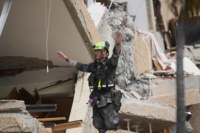 After an earthquake, how long can trapped victims survive?