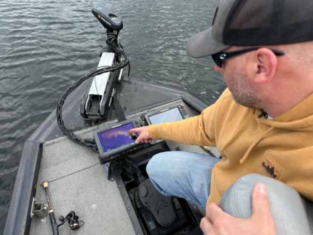 Some anglers praise forward-facing sonar, others say high-tech fishing ruins a day at the lake