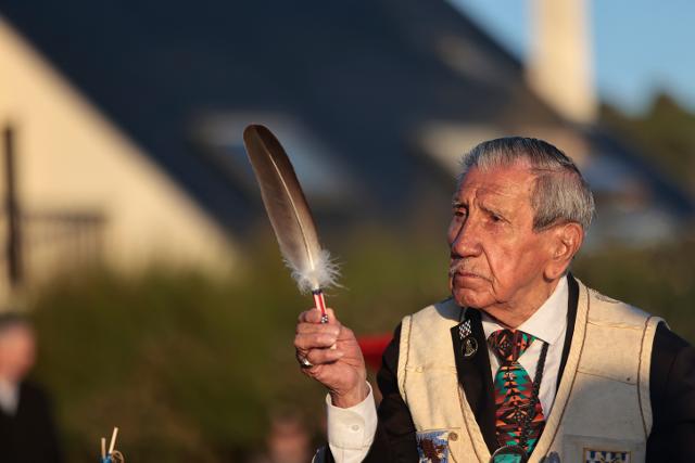 AP News: D-Day veteran Charles Shay, who saved lives on Omaha Beach, dies at 101 in France