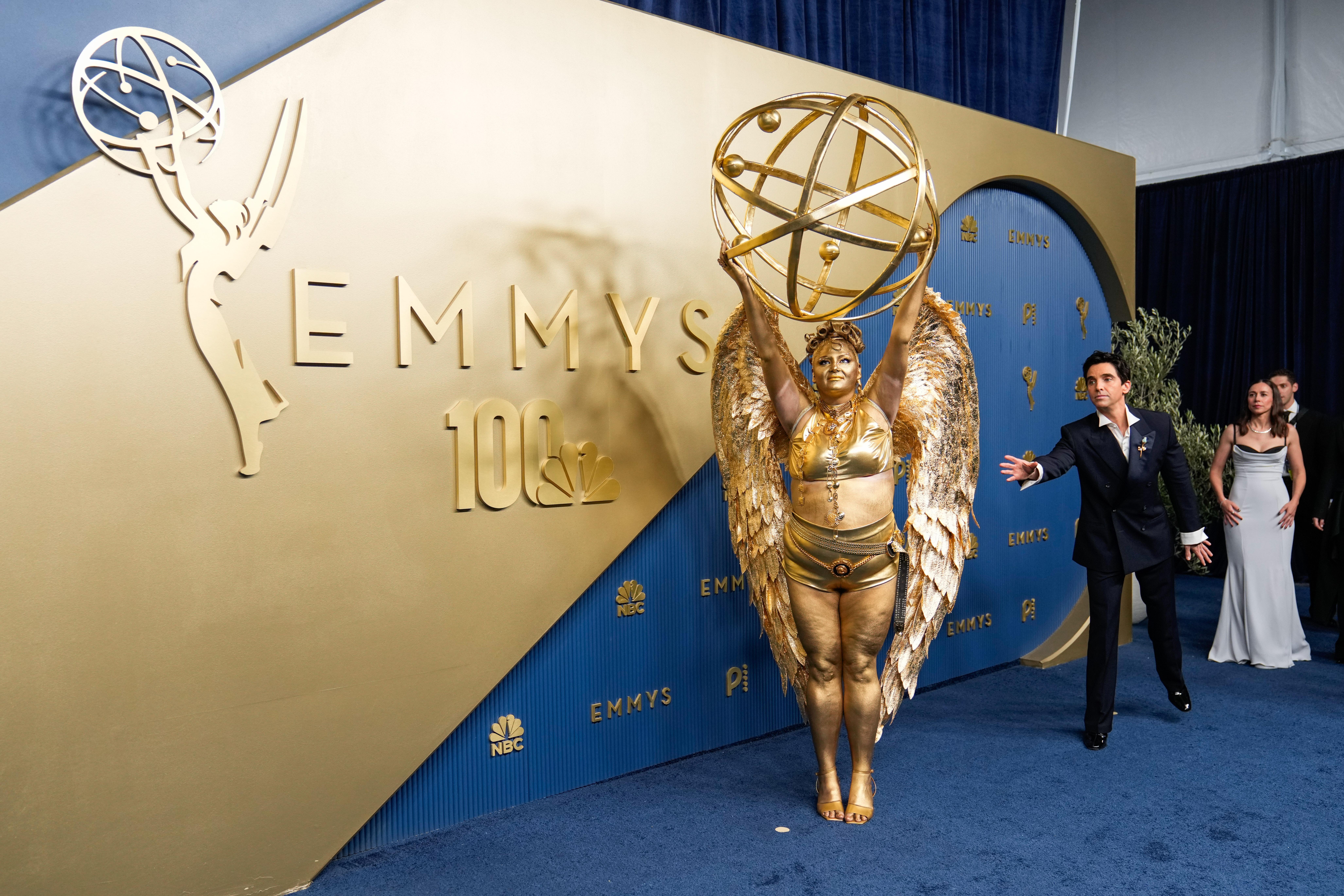 Emmy Awards highlights: A jammed lobby and an actor dressed as, yes, an Emmy