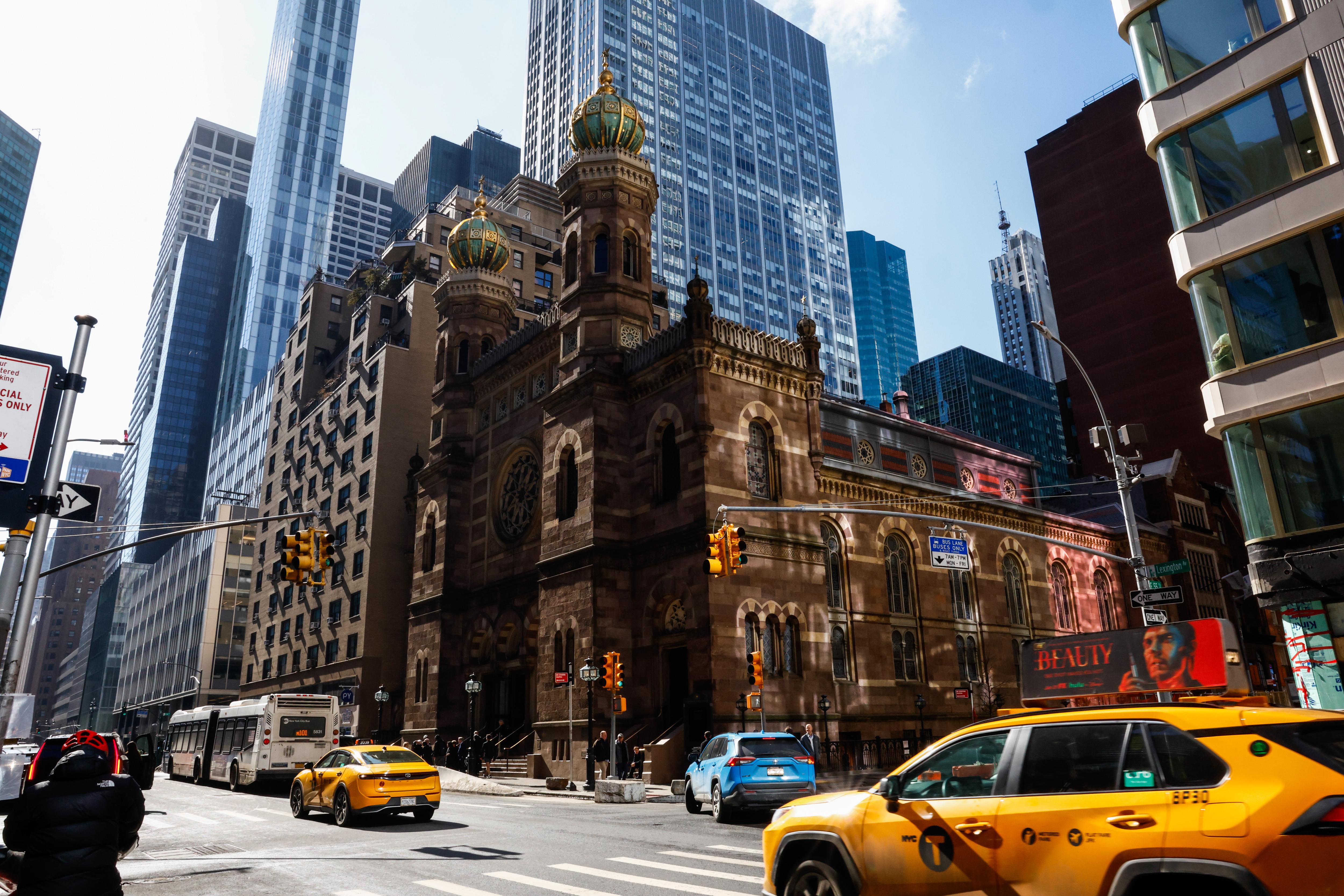 Hate crime charges filed in Manhattan synagogue attack