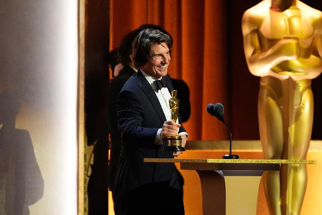AP News: Tom Cruise finally gets his Oscar moment with a lifetime achievement trophy at the Governors Awards