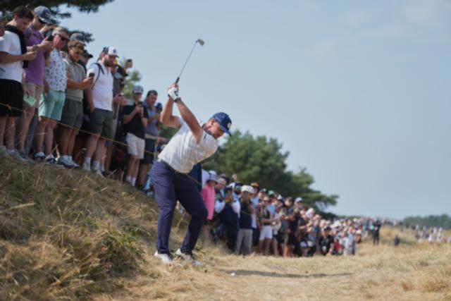 DeChambeau feels the love from fans at the British Open and stays in contention for claret jug