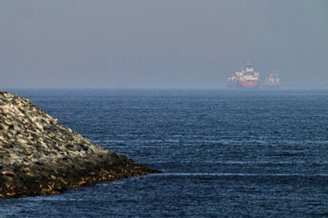 AP News: UAE says Iran has resumed attacks as the US moves to reopen the Strait of Hormuz