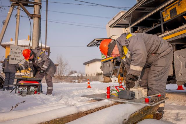 AP News: Ukrainians endure freezing temperatures at home as emergency crews rush to restore power