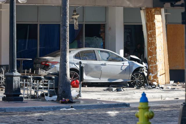 AP News: A car fleeing police slams into a bar in Florida, killing 4 and injuring 11
