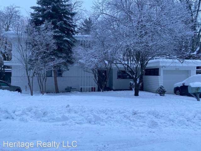 1043/1045 NE Duncan lane, Pullman, WA 99163