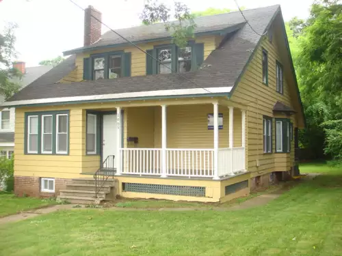 2016-08/SYRACUSE-Apartment-Building-88912.webp