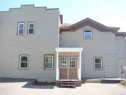 2016-08/SYRACUSE-Apartment-Building-88959.webp