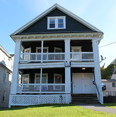 2016-09/SYRACUSE-Apartment-Building-94528.webp