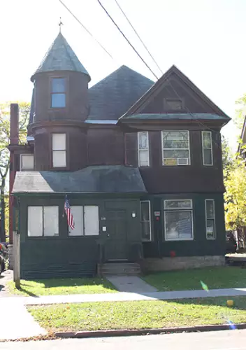 2016-09/SYRACUSE-Apartment-Building-94543.webp