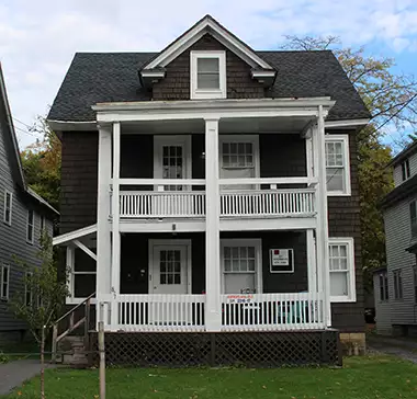 2016-09/SYRACUSE-Apartment-Building-94559.webp