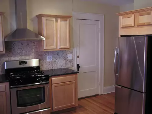2018-07/SYRACUSE-Apartment-Building-406317.webp