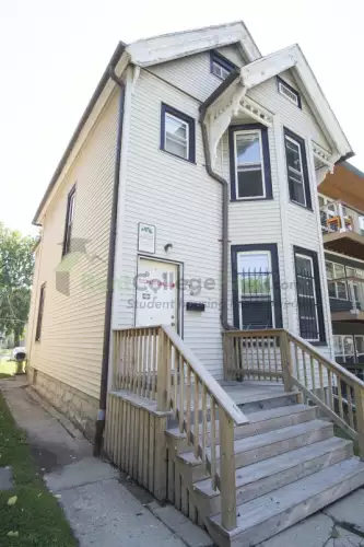 2018-08/MARQUETTE-Apartment-Building-420731.webp