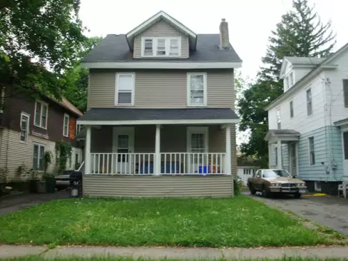 2018-08/SYRACUSE-Apartment-Building-409336.webp
