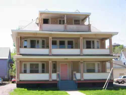 2018-08/SYRACUSE-Apartment-Building-409526.webp