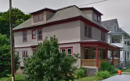 2018-09/SYRACUSE-Apartment-Building-426073.webp