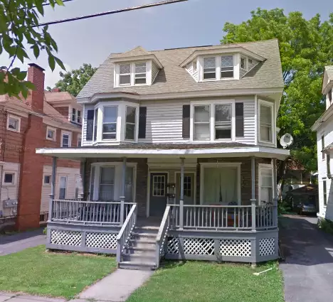 2018-09/SYRACUSE-Apartment-Building-426102.webp