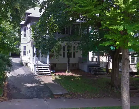 2018-09/SYRACUSE-Apartment-Building-426113.webp