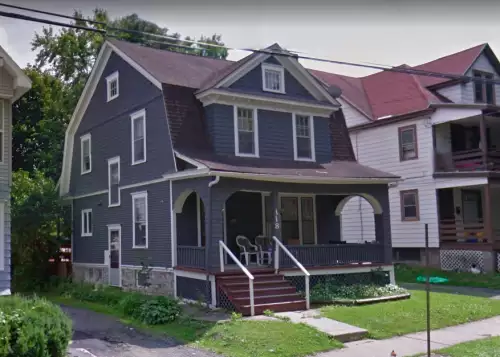 2018-09/SYRACUSE-Apartment-Building-426125.webp