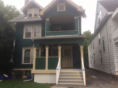 2018-09/SYRACUSE-Apartment-Building-437196.webp