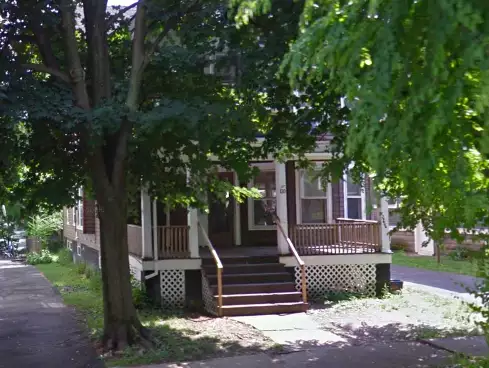 2018-09/SYRACUSE-Apartment-Building-440412.webp