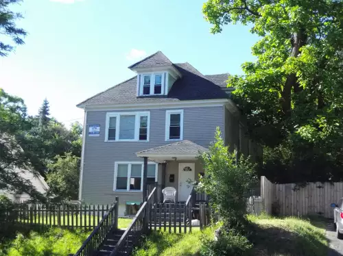 2018-09/SYRACUSE-Apartment-Building-443537.webp