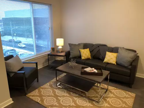 2018-12/SYRACUSE-Apartment-Building-495395.webp