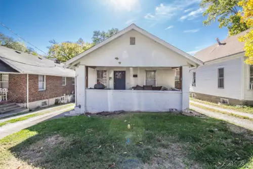 2019-02/UNIVERSITY-OF-MISSOURI-Apartment-Building-522601.webp