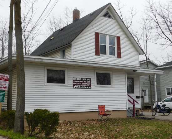 906 S Washington Stnmt Pleasant Mt Pleasant Rent College Pads