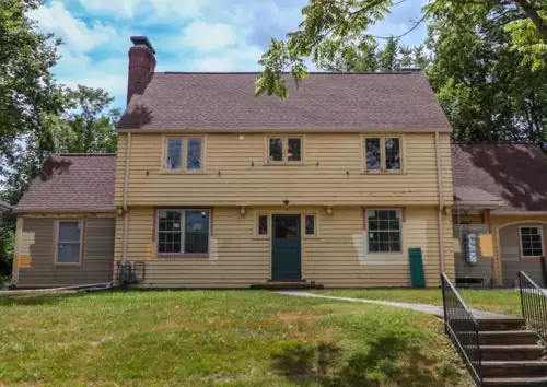 2019-08/MIAMI-UNIVERSITY-Apartment-Building-565944.webp