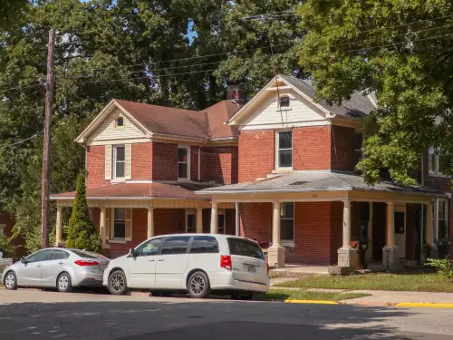 2019-09/MIAMI-UNIVERSITY-Apartment-Building-593072.webp