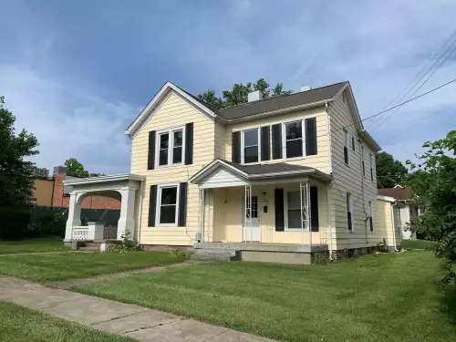 2019-10/MIAMI-UNIVERSITY-Apartment-Building-610331.webp