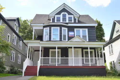 2019-10/SYRACUSE-Apartment-Building-602765.webp