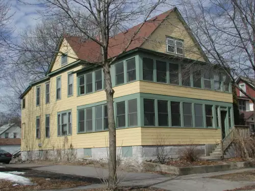 2019-10/UNIVERSITY-OF-MINNESOTA-Apartment-Building-603641.webp