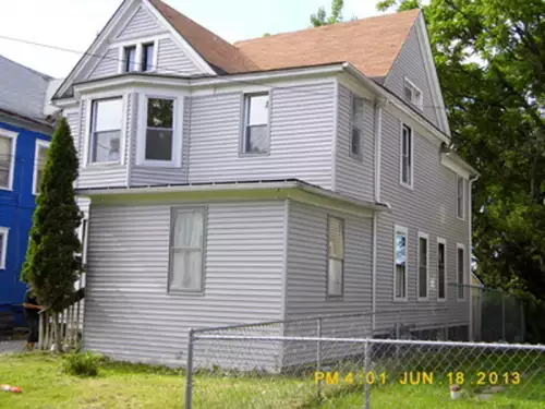 2020-02/SYRACUSE-Apartment-Building-650392.webp