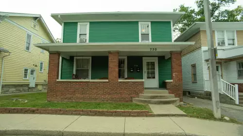 2020-10/IU-Apartment-Building-722116.webp