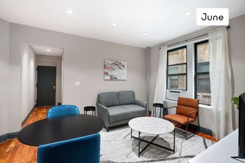 Private bedroom in 4 bed/1 bath Home 1 3