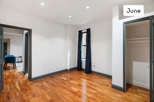Private bedroom in 4 bed/1 bath Home 28 0